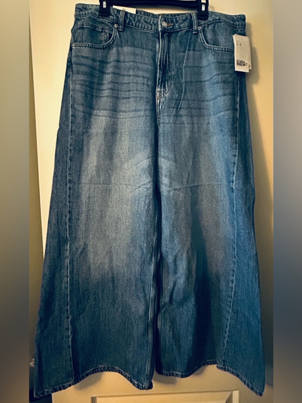 H&M Wide Leg Loose Fit High Waist Jeans